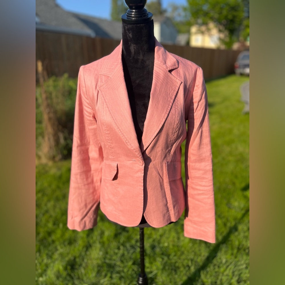 Barbie pink suit size 8 apt. 9 linen suit blazer pants sold separately